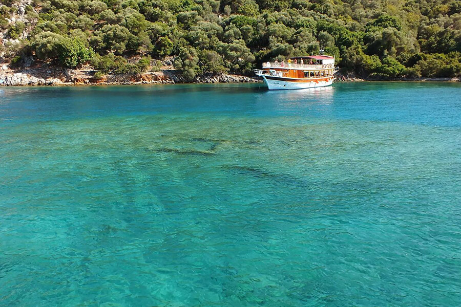 Domuz Island and Akvaryum Bay