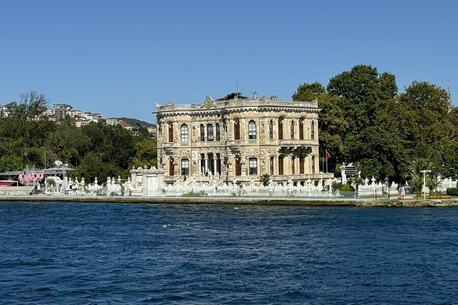 Küçüksu Kasrı