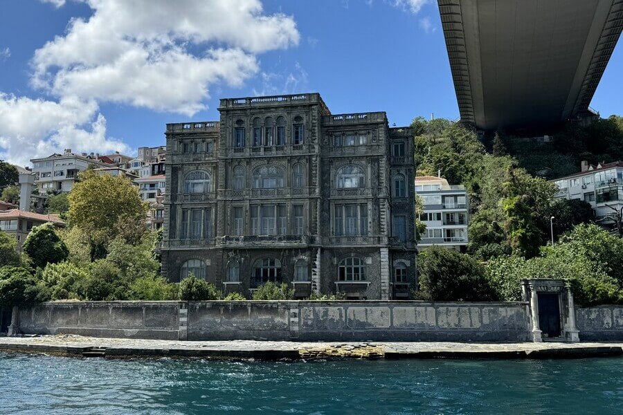 Zeki Paşa Yalısı