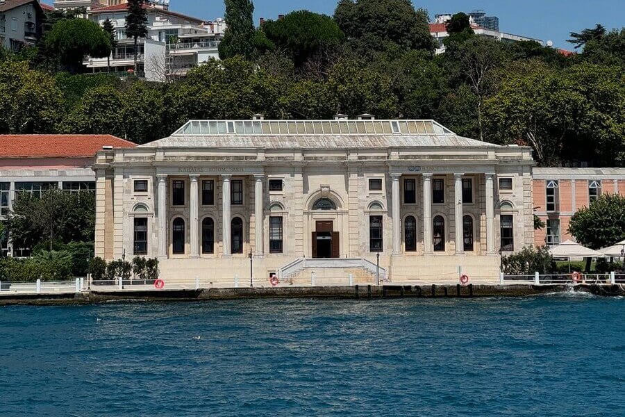 Feriye Sarayları