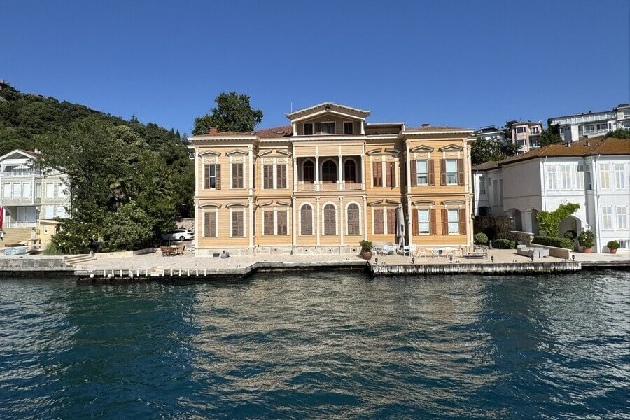 Bahriyeli Sedat Bey Yalısı