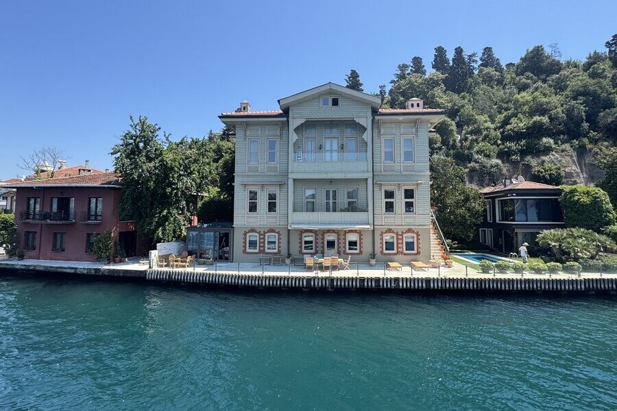 Hacı Ahmet Bey Yalısı