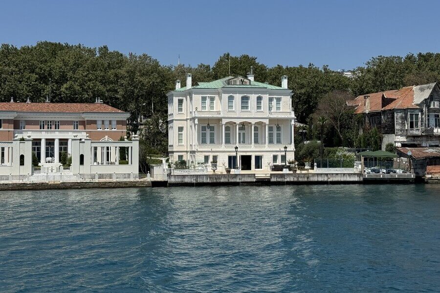 Mısırlı Fuat Bey Yalısı