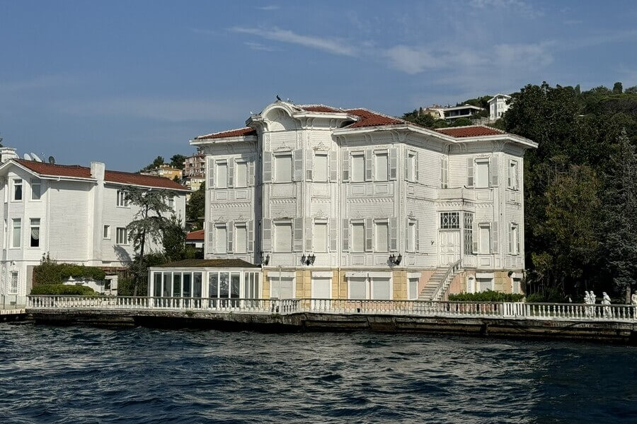 Yağcı Şefik Bey Yalısı